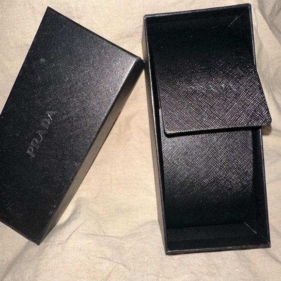 Prada sunglasses 🕶️ - Picture 9 of 10